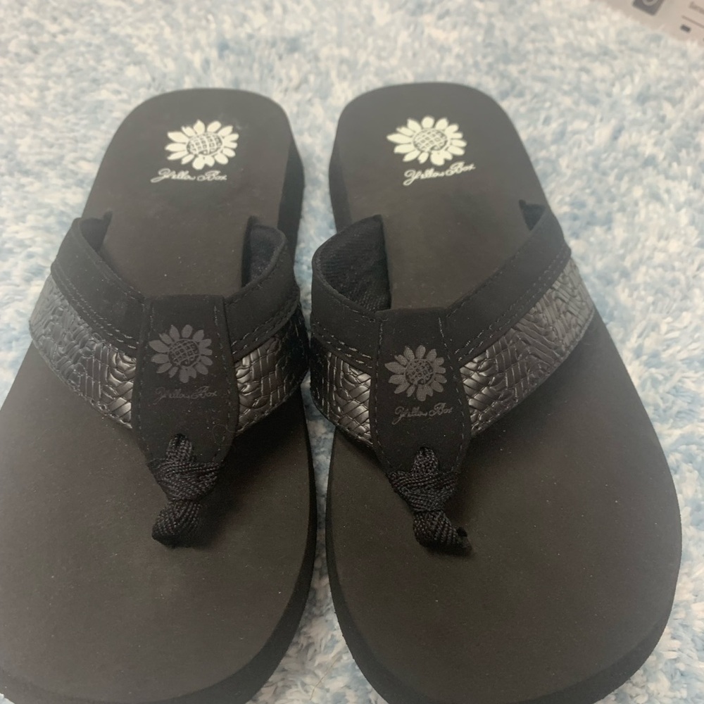 Yellow Box Black Sandals